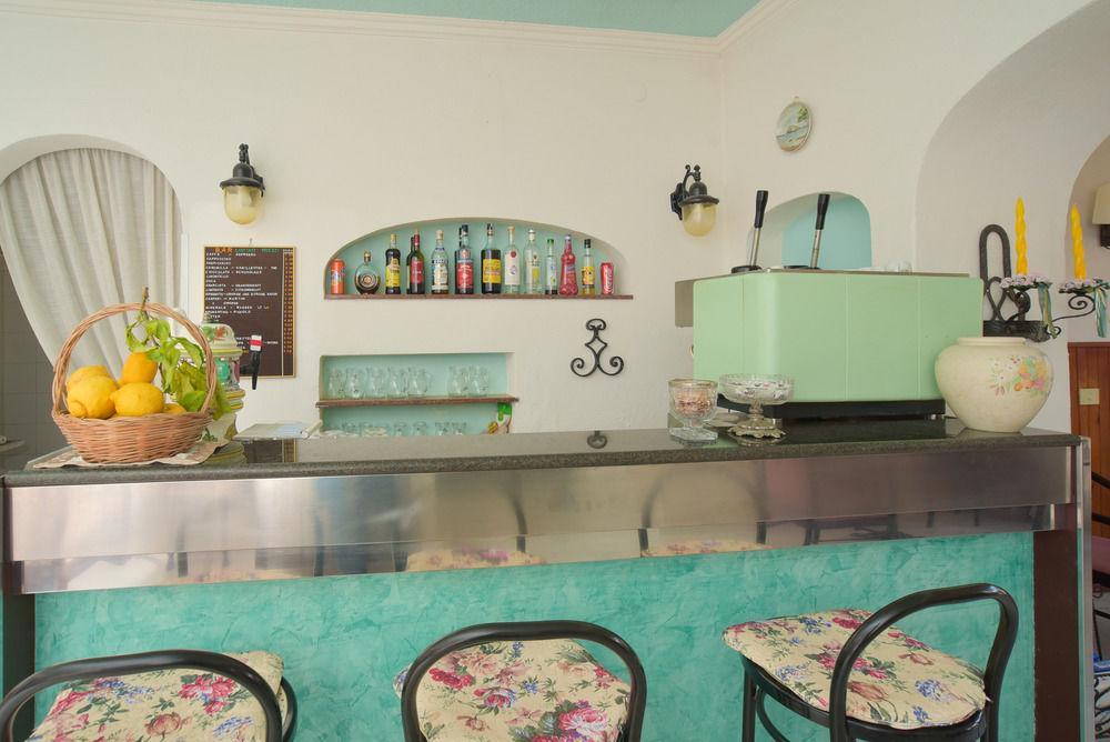 Charme La Tina Hotel 3*