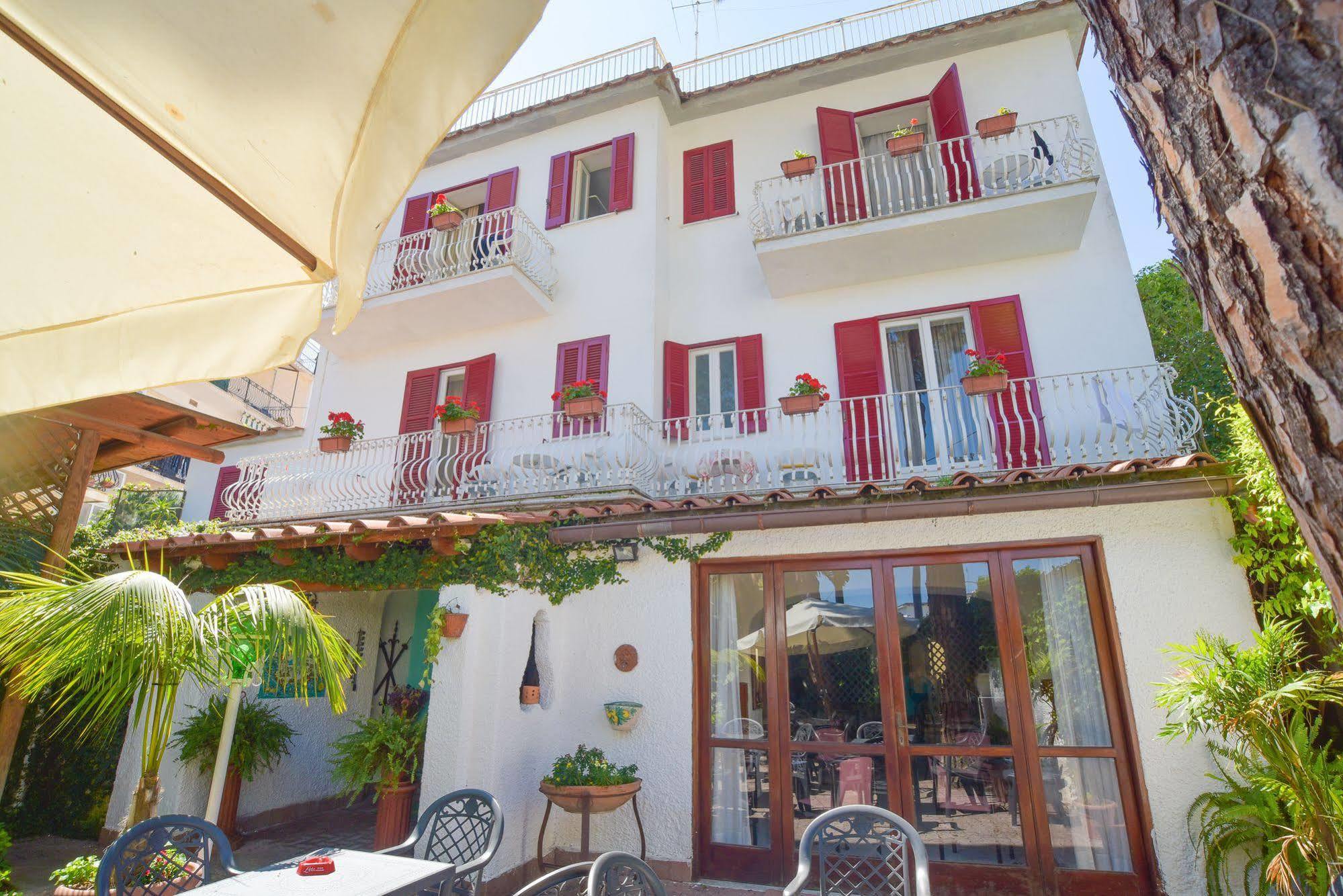 Hotel Charme La Tina