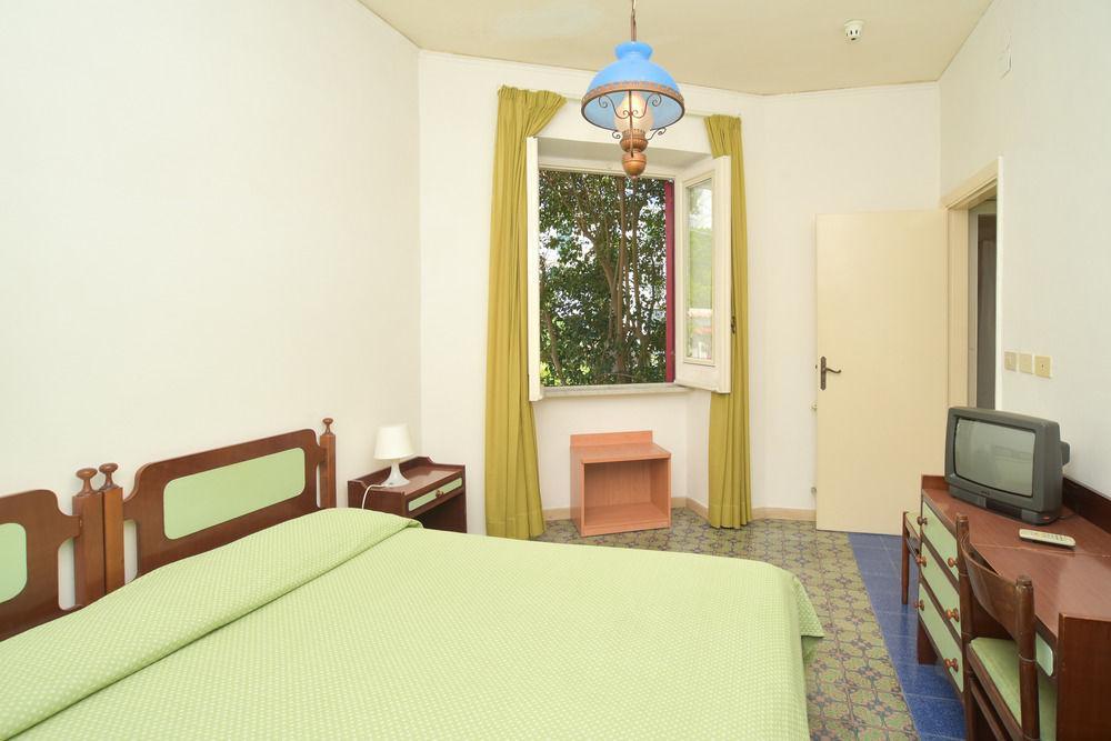Charme La Tina Hotel Ischia