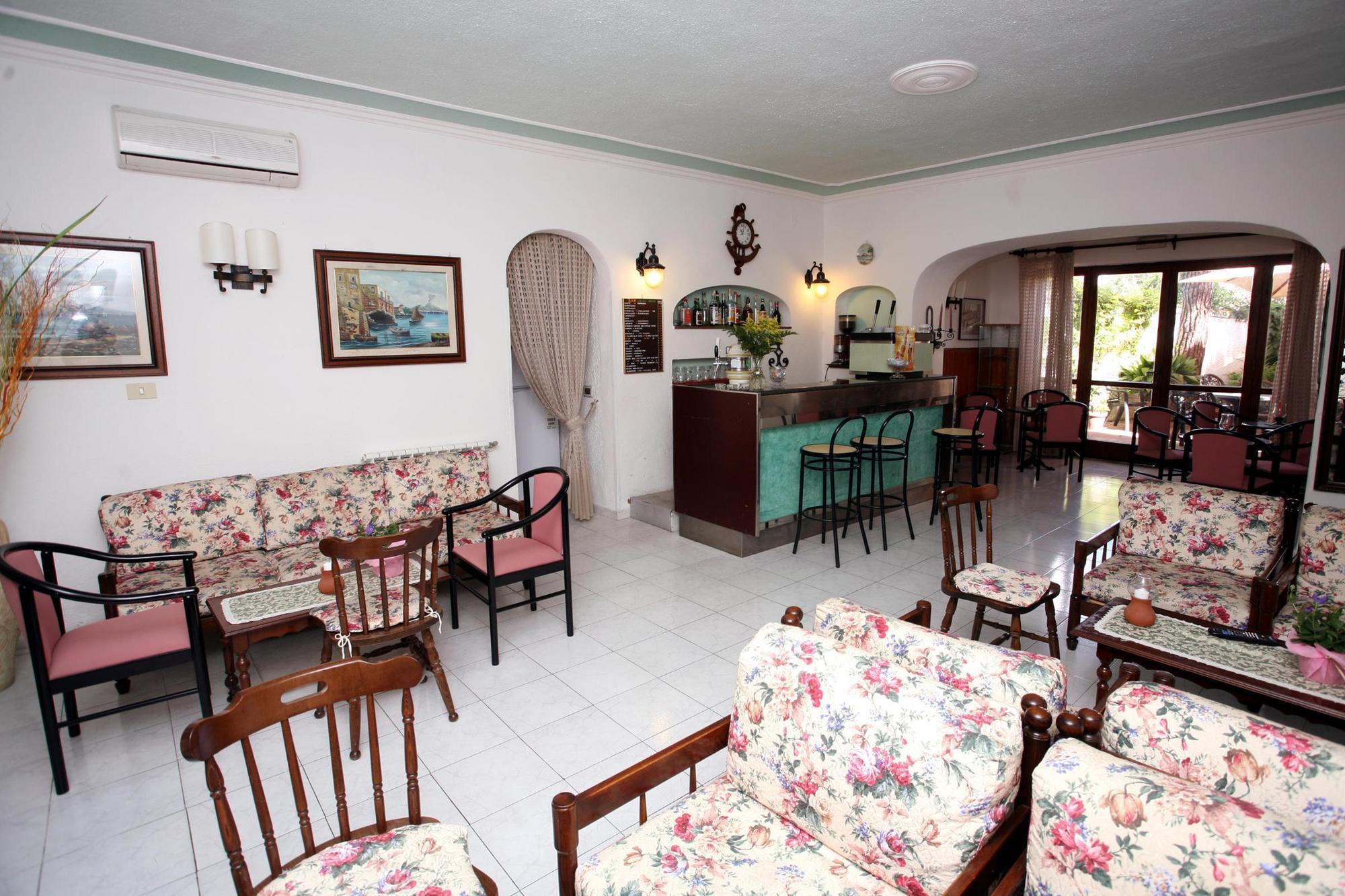 Charme La Tina Hotel Ischia